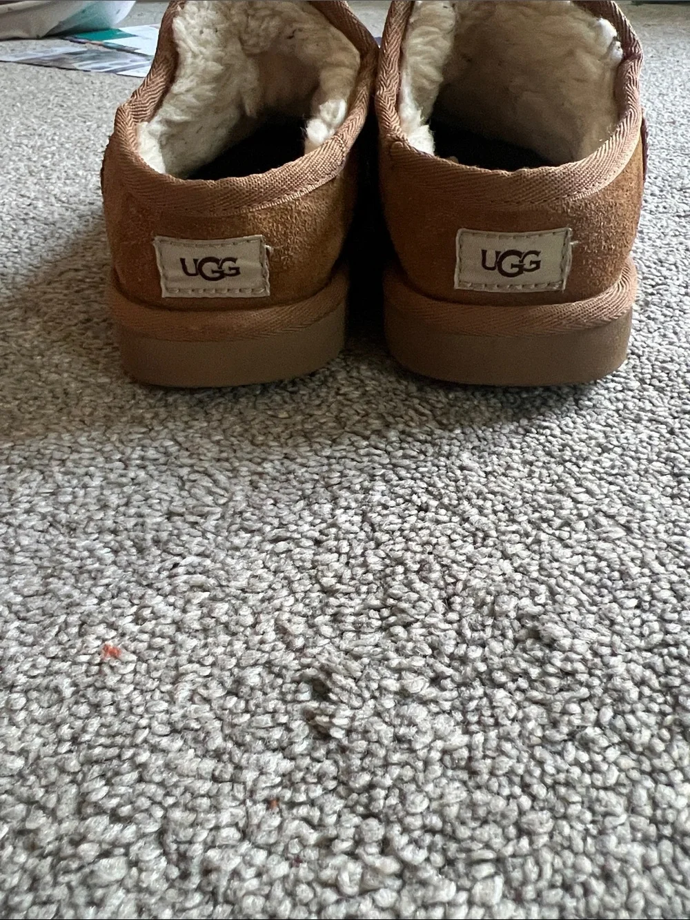 UGG Classic Slipper Chestnut Suede Shearling Kids Size 3